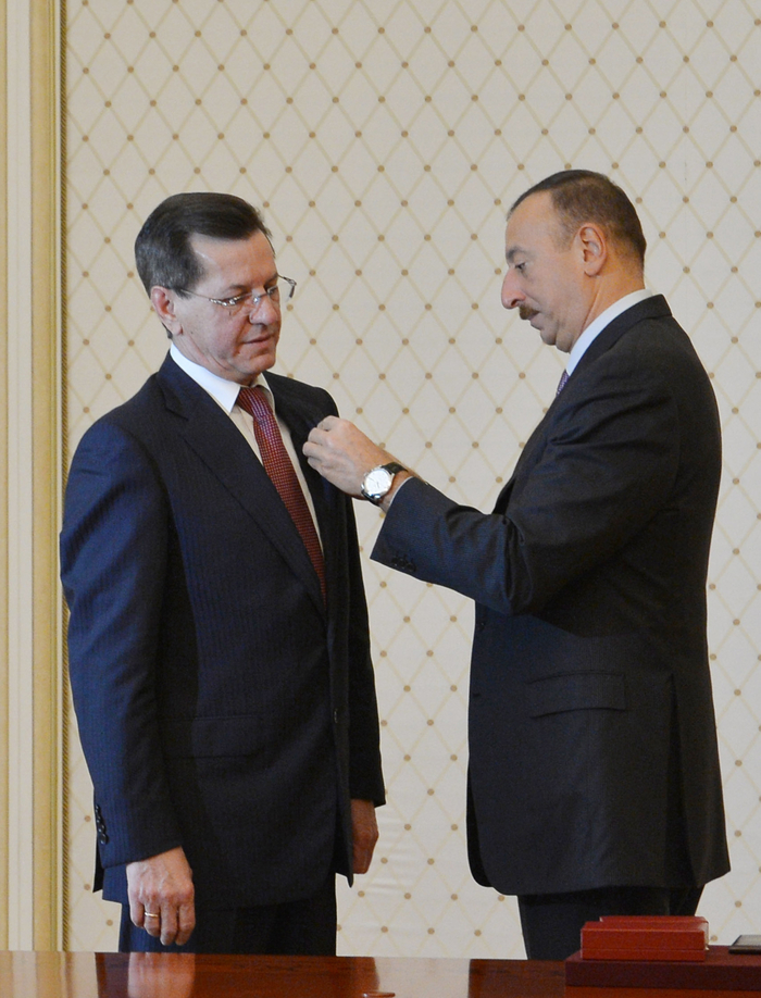 Президент Азербайджана принял делегацию во главе с губернатором Астраханской области (ФОТО)