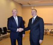 Президент Азербайджана встретился с президентом Латвии (ФОТО)