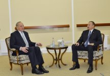 Президент Азербайджана встретился с президентом Латвии (ФОТО)