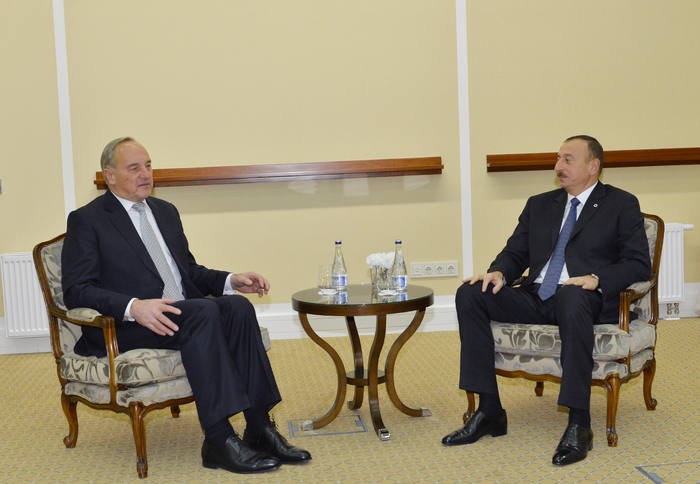 Президент Азербайджана встретился с президентом Латвии (ФОТО)
