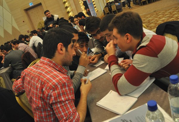 В Азербайджане определились победители “Кубка профсоюзов" по игре "Что? Где? Когда?" среди студентов