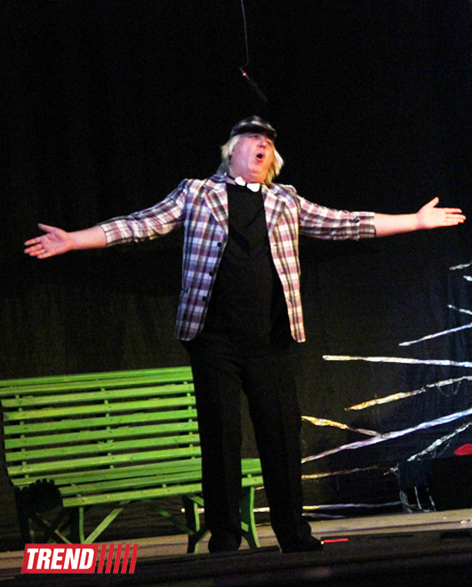 В Баку представлен спектакль "Мастер и Маргарита": "Сеанс черной магии! Плата за вход - РАЗУМ!" (ФОТО)