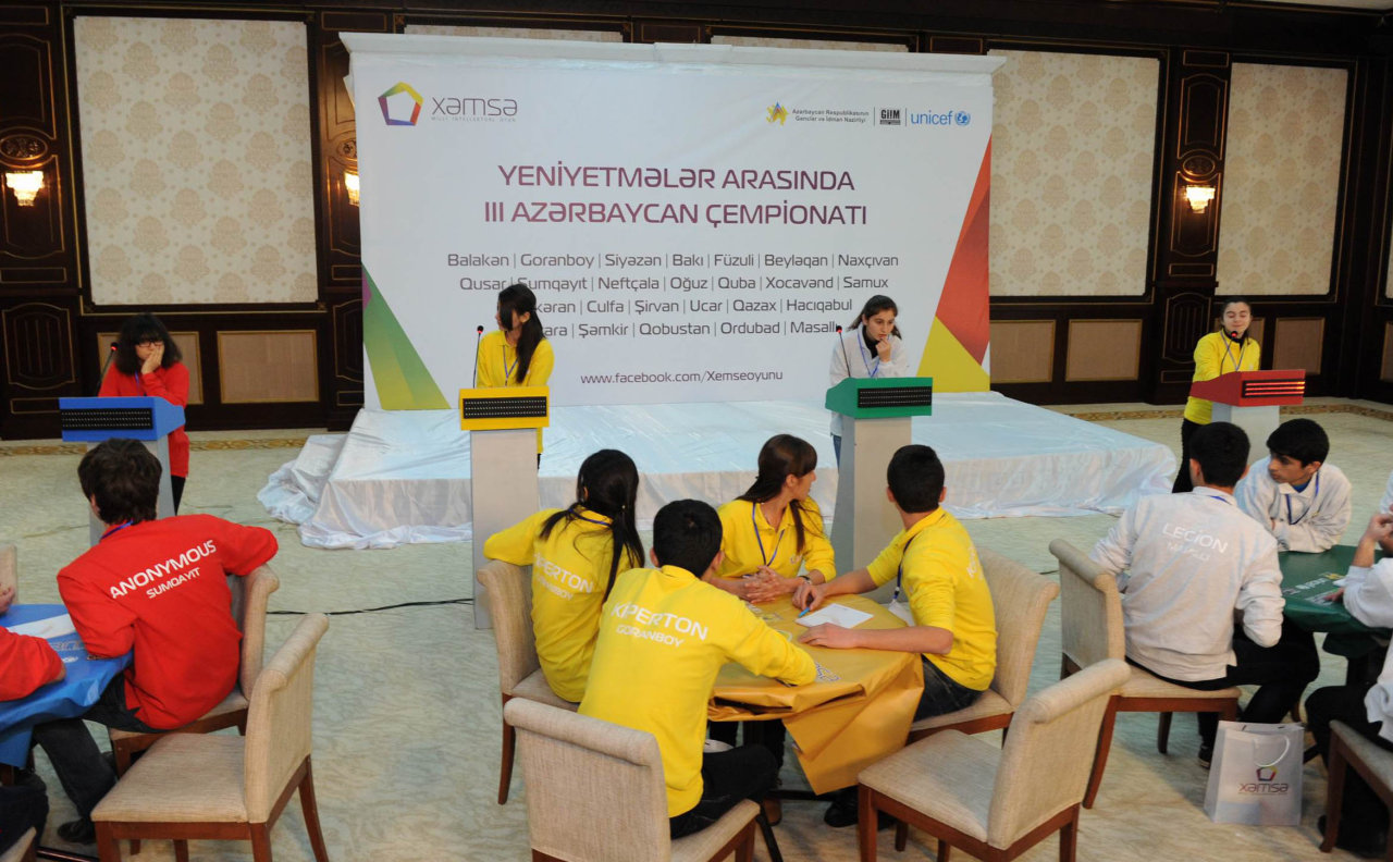 В Нахчыване завершился чемпионат Азербайджана по игре "Хамса" среди школьников (ФОТО)