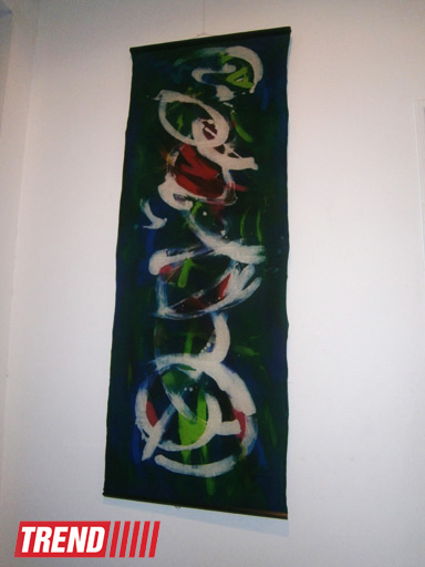 Вернисаж азербайджанских художников: керамика, батик, гобелены (ФОТО)