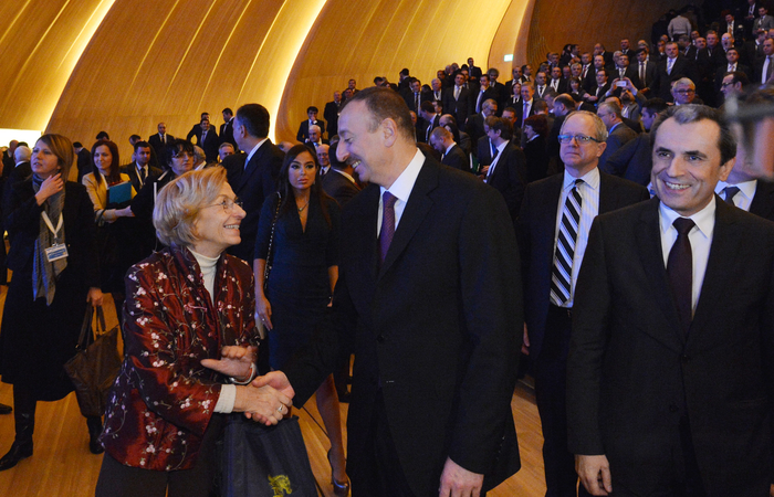 Президент Ильхам Алиев: Проект "Шах Дениз-2" обеспечит долгосрочное успешное экономическое развитие Азербайджана  (ФОТО)