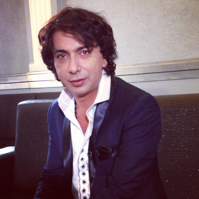 Забир Алиев на передаче "Bu Saat" Lider TV: "Никогда не буду отмечать дни рождения" (фото)