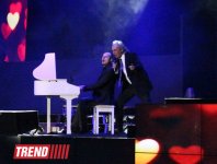 В Баку состоялся фантастический концерт "Звезды фестиваля Сан-Ремо" с участием Орнеллы Мути (ФОТО)