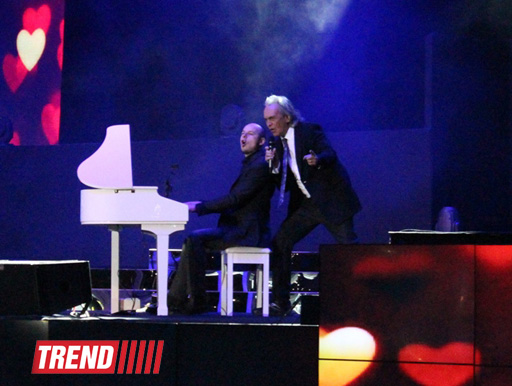 В Баку состоялся фантастический концерт "Звезды фестиваля Сан-Ремо" с участием Орнеллы Мути (ФОТО)