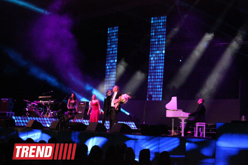 В Баку состоялся фантастический концерт "Звезды фестиваля Сан-Ремо" с участием Орнеллы Мути (ФОТО)