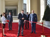 Президент Ильхам Алиев: Происходящее в Азербайджане развитие привлекает внимание мировой общественности  (ФОТО)