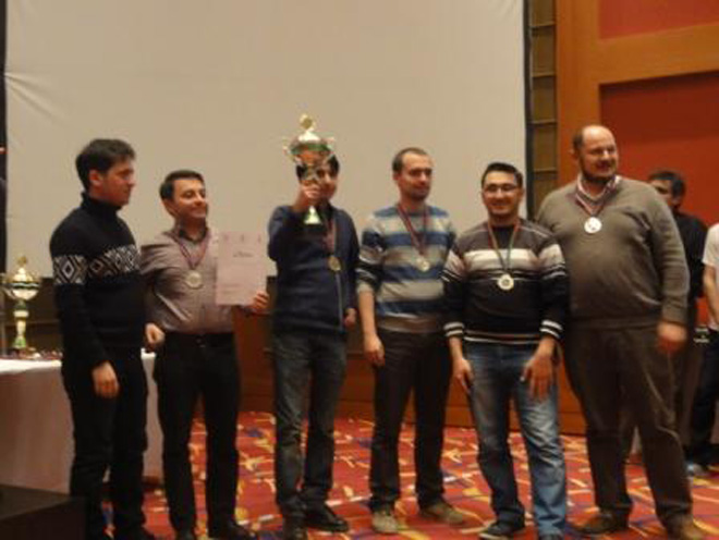 В Азербайджане определился обладатель Кубка АИКА по "Что? Где? Когда?" (фото)