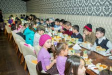 Общество Красного полумесяца Азербайджана и Центр культуры "12 May" провели новогоднюю акцию для детей (фото)