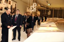 Президент Дагестана ознакомился с Центром Гейдара Алиева (ФОТО)