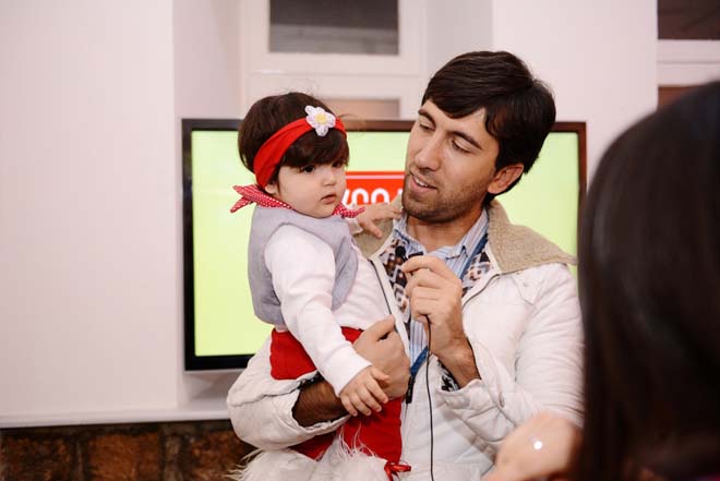 В Баку прошла выставка "Чужих детей не бывает!" (ФОТО)