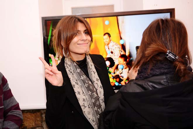 В Баку прошла выставка "Чужих детей не бывает!" (ФОТО)