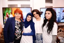 В Баку прошла выставка "Чужих детей не бывает!" (ФОТО)