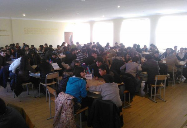 В Гяндже прошел турнир по интеллектуальным играм