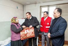 Красный полумесяц и Центр культуры "12 May" провели благотворительную акцию (фото)