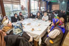 Красный полумесяц и Центр культуры "12 May" провели благотворительную акцию (фото)