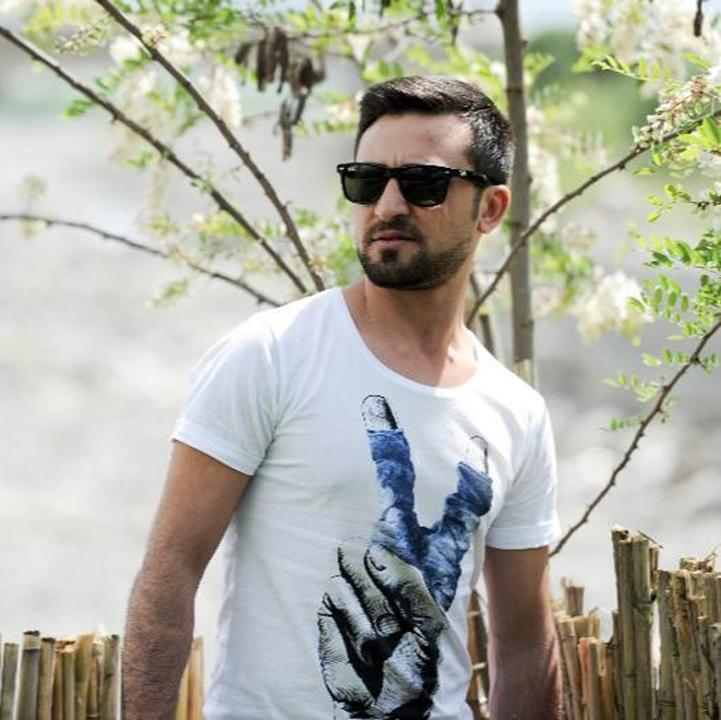 ТОП-20 самых стильных азербайджанских телеведущих-мужчин 2013 года (ФОТО)