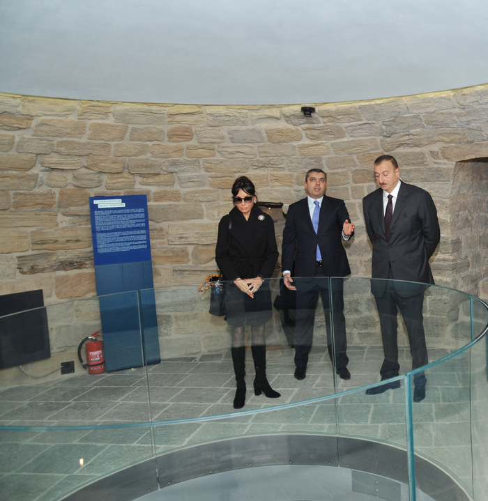 Президент Ильхам Алиев и его супруга ознакомились с работами по консервации, проводимыми в Девичьей башне (ФОТО)