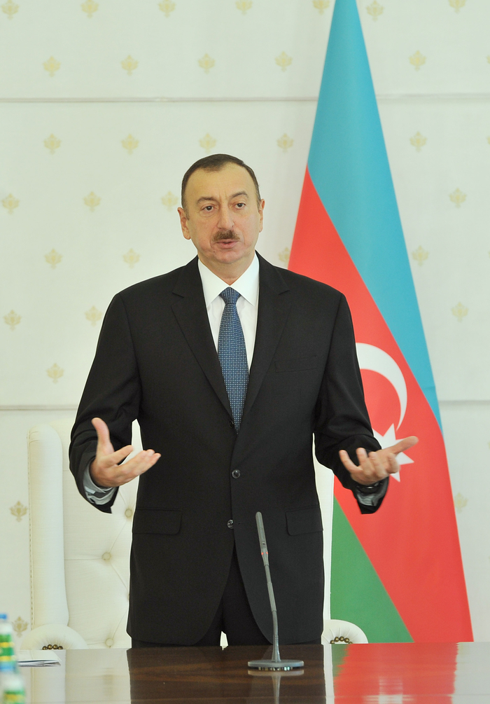 Президент Ильхам Алиев объявил 2014 год в Азербайджане Годом промышленности (ФОТО)