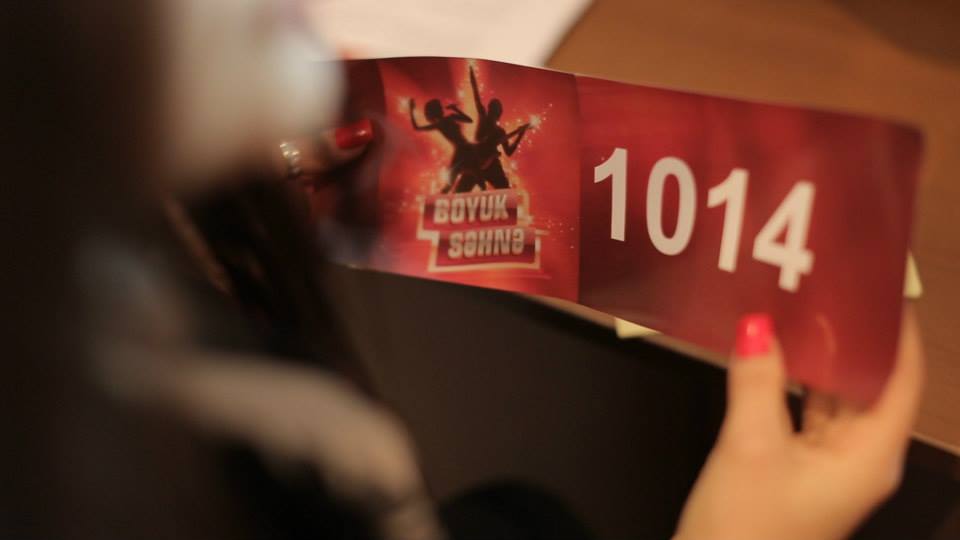 В Сумгайыте участники кастинга "Большой сцены" представили хиты Рианны и Шакиры (фото)