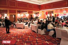 В Баку певцы и спортсмены провели для детей праздничный вечер "Мы вместе!" (ФОТО)