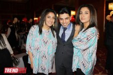 В Баку певцы и спортсмены провели для детей праздничный вечер "Мы вместе!" (ФОТО)