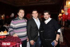 В Баку певцы и спортсмены провели для детей праздничный вечер "Мы вместе!" (ФОТО)