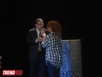 Премьера в бакинском ТЮЗе: спектакль о встрече, которая изменила судьбу (ФОТО)