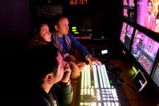 Первый день финального кастинга проекта "Большая сцена": пять вокалистов получили наивысший балл