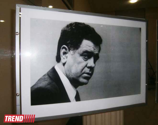 В Баку отметили 75-летие Гасана Мамедова - "Деде Горгуд азербайджанского кино" (ФОТО)