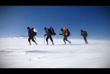 На участников реалити-шоу "Sinaq" в горах напали волки (ФОТО)