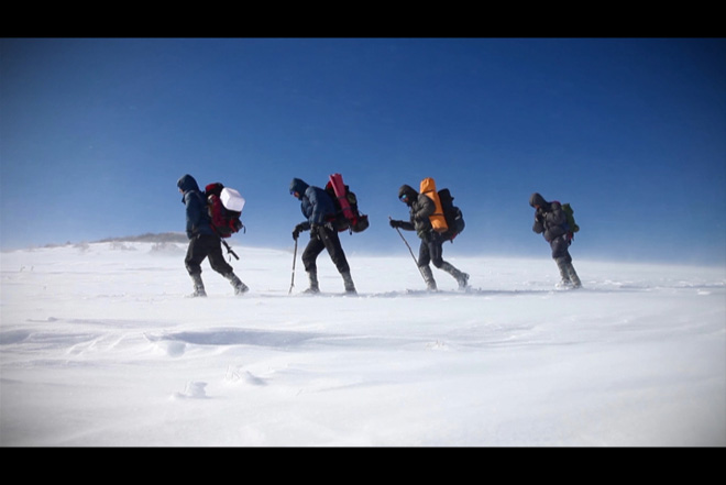 На участников реалити-шоу "Sinaq" в горах напали волки (ФОТО)