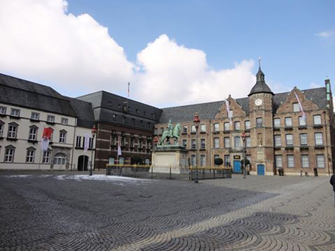 Дюссельдорф глазами азербайджанского путешественника Анара Сафарова (ФОТО)