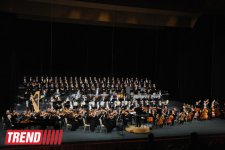 Эннио Морриконе отметил  юбилей в Баку грандиозным концертом (ФОТО)