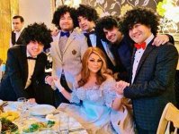 В Баку прошел карнавал теле- и радиоведущих, певцов и продюсеров (фото)