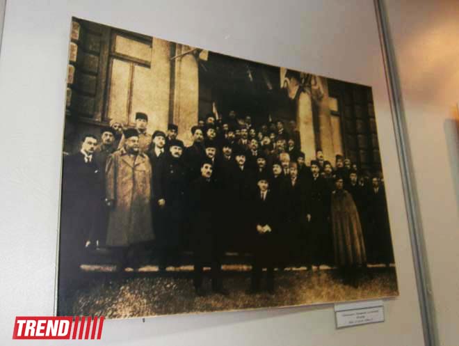 В Баку прошло мероприятие "Одна страница истории", посвященное юбилею Мамеда Эмина Расулзаде (ФОТО)