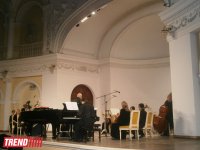 В Баку состоялся концерт камерного оркестра имени Гара Гараева: музыка Баха и Моцарта встречена бурными овациями (ФОТО)