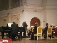 В Баку состоялся концерт камерного оркестра имени Гара Гараева: музыка Баха и Моцарта встречена бурными овациями (ФОТО)