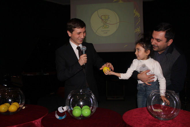 Состоялась жеребьевка Кубка Азербайджана по игре "Что? Где? Когда?" (ФОТО)