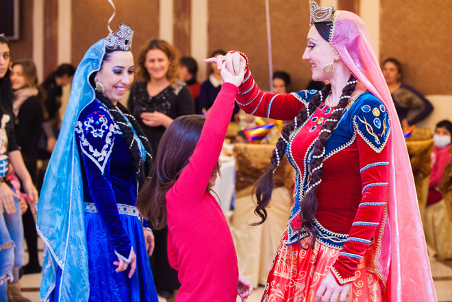 В Баку прошел праздничный вечер для детей "Мир, наполненный любовью сердец" (ФОТО)