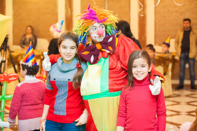 В Баку прошел праздничный вечер для детей "Мир, наполненный любовью сердец" (ФОТО)