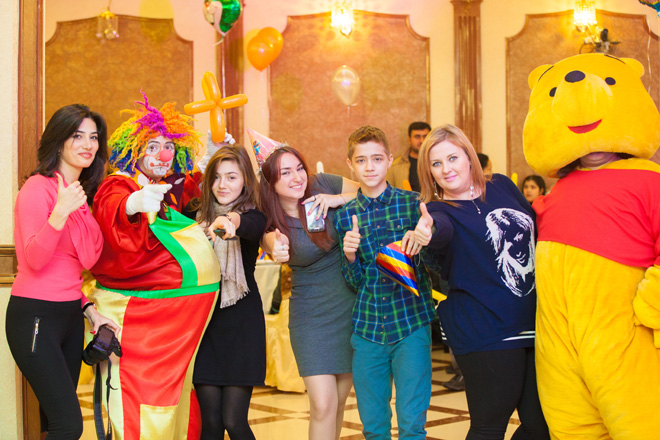 В Баку прошел праздничный вечер для детей "Мир, наполненный любовью сердец" (ФОТО)