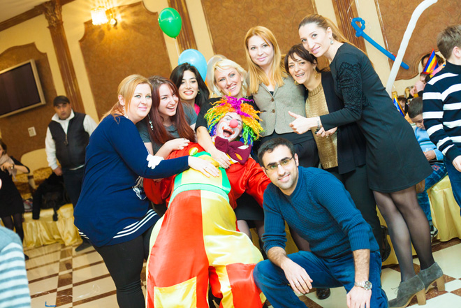 В Баку прошел праздничный вечер для детей "Мир, наполненный любовью сердец" (ФОТО)