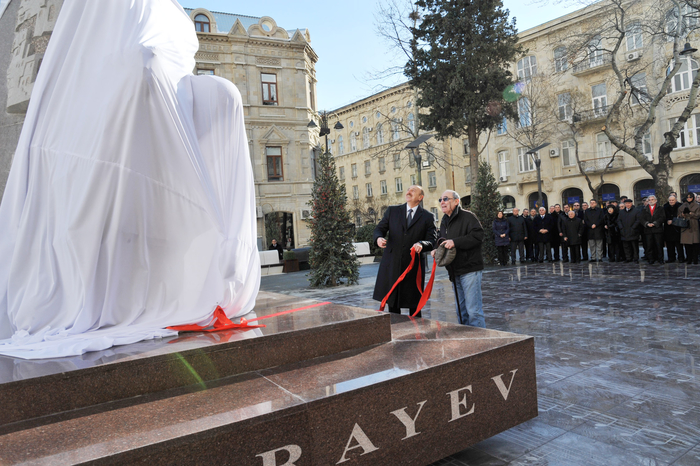 Президент Ильхам Алиев: Азербайджанская народная музыка, искусство мугама являются вершиной мирового музыкального искусства (ФОТО)