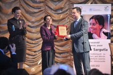 В Баку состоялся вечер известной турецкой писательницы Джемалнур Саргут (ФОТО)