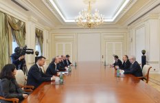 Президент Азербайджана принял делегацию во главе с министром иностранных дел Нидерландов