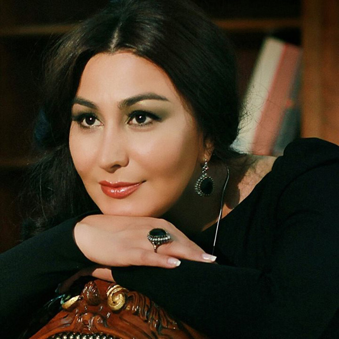 Хиджран Агаева реализует проект в жанре моноспектакля “Günah edirəm” (фото)